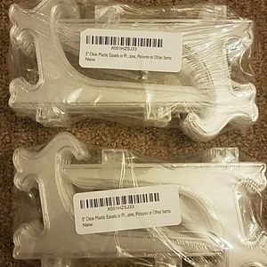 5" Clear plastic easels for pictures
